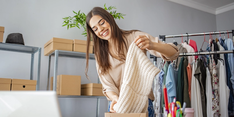The Best Way to Pack Clothes When Moving